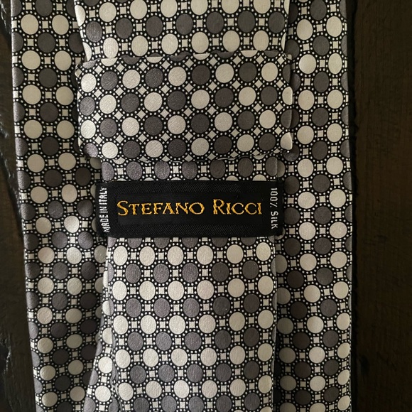Stefano Ricci tie. Taupe and cream dot pattern. Made in Italy. - Picture 2 of 3